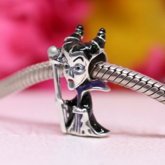 PANDORA Maleficent Charm 793423C01 - Picture 2 of 3